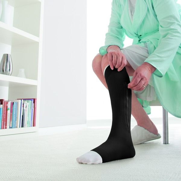JOBST&reg; UlcerCARE Hosiery Kit