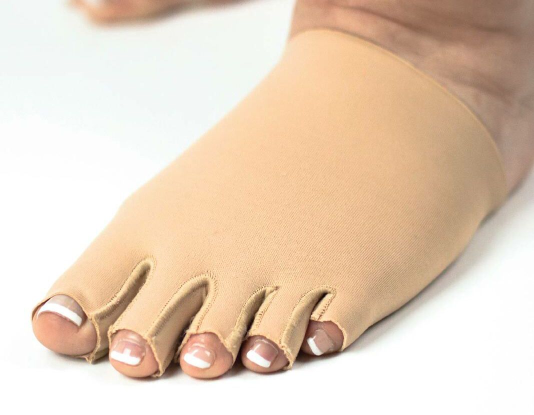 Microfine Toecap with Compressive Toes
